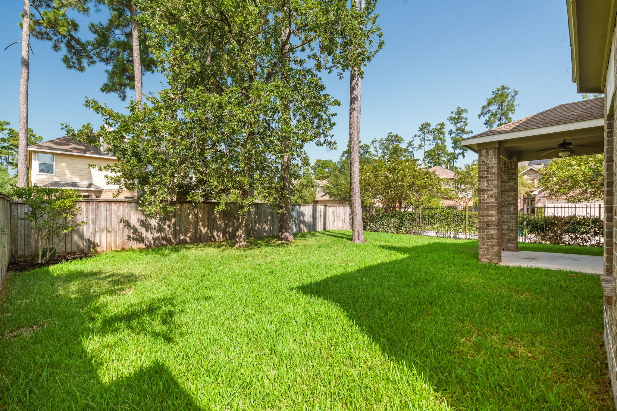 23 Bay Mills Place, Tomball, TX 77389