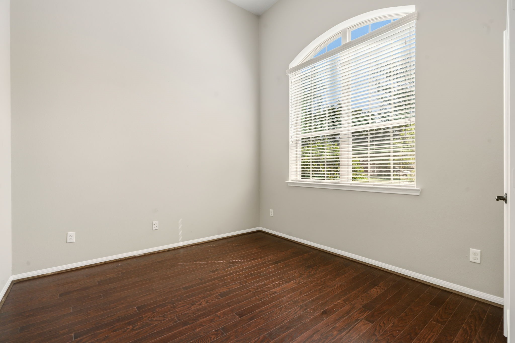 23 Bay Mills Place, Tomball, TX 77389