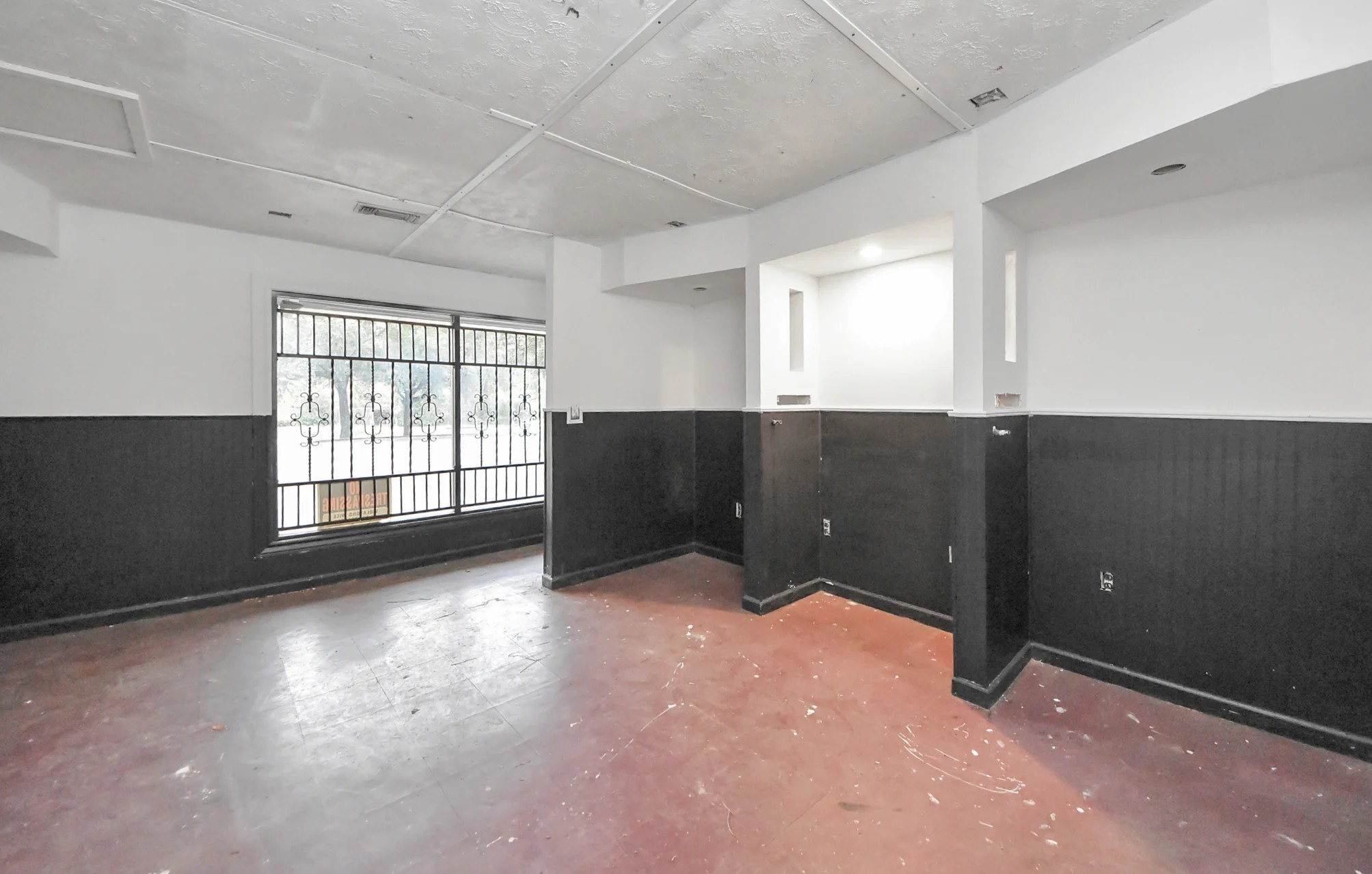 8101 Tidwell Road, Houston, TX 77028