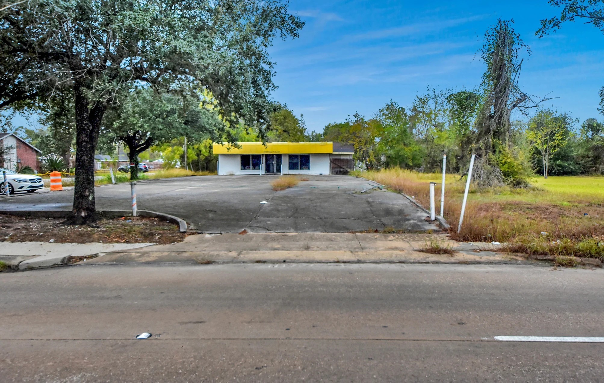8101 Tidwell Road, Houston, TX 77028