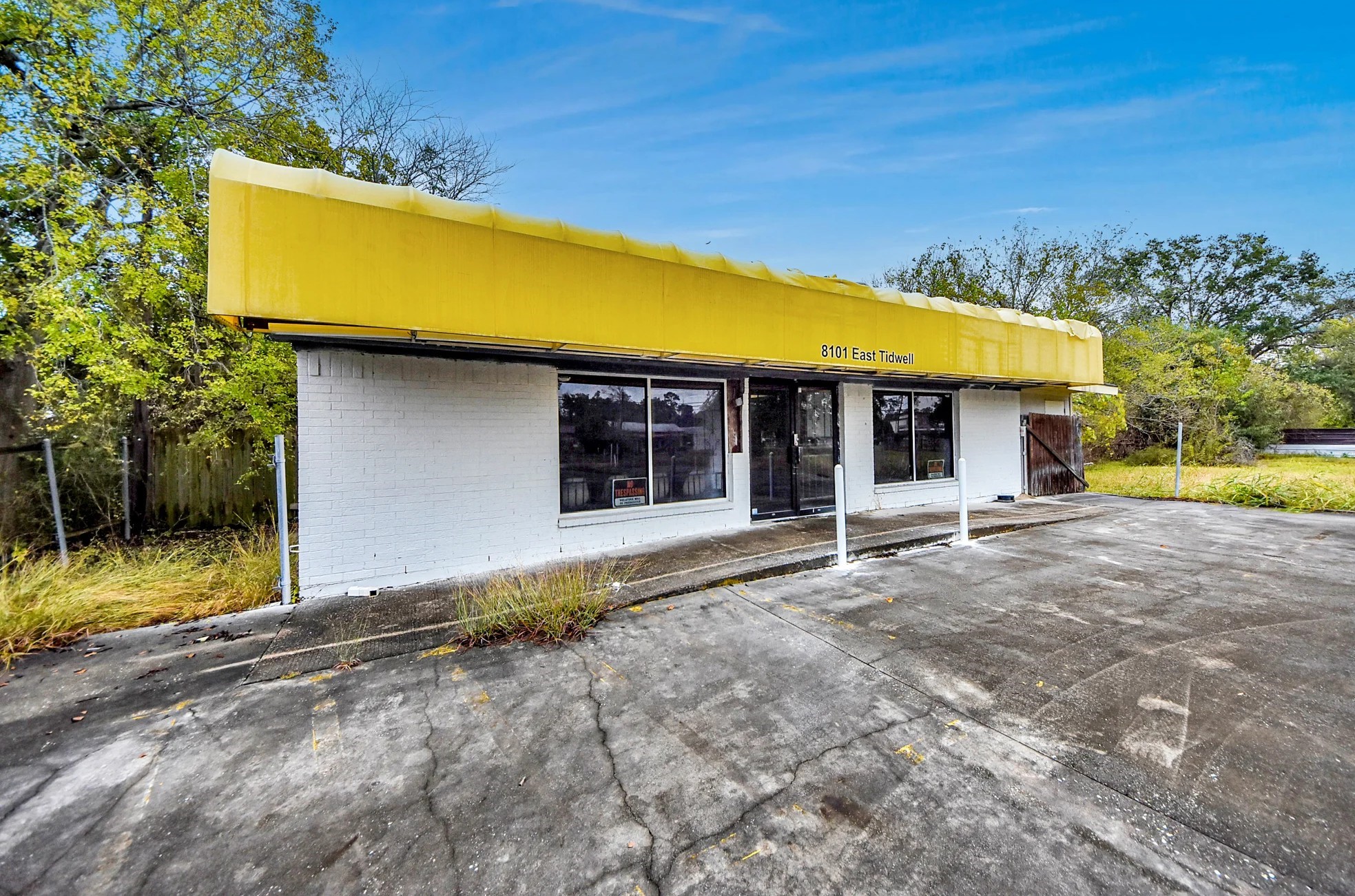 8101 Tidwell Road, Houston, TX 77028