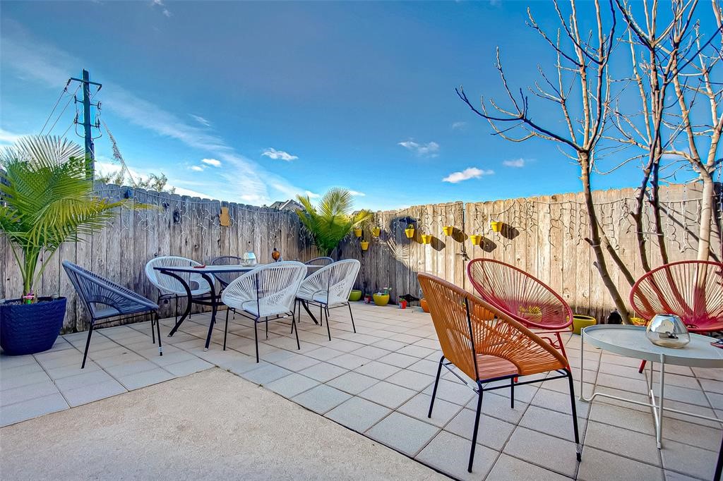 1918 Gentryside Drive, Houston, TX 77077
