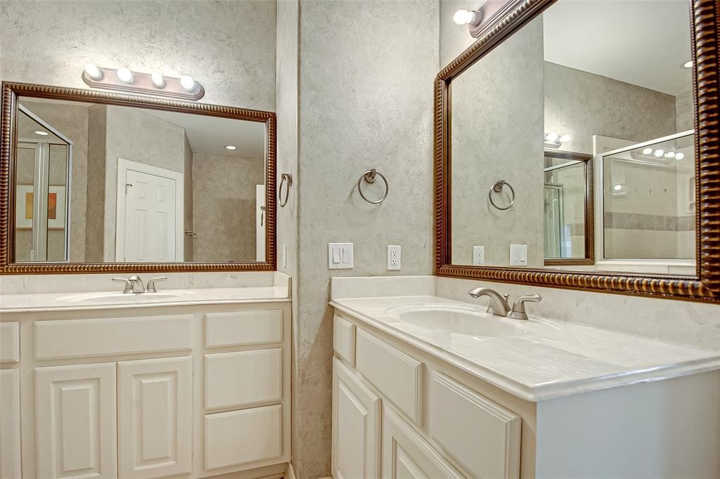 1918 Gentryside Drive, Houston, TX 77077