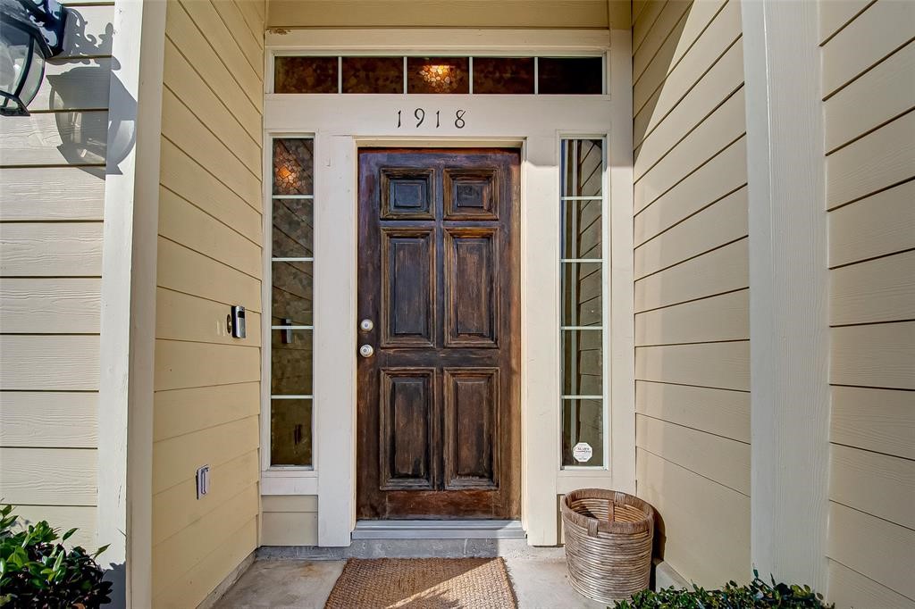 1918 Gentryside Drive, Houston, TX 77077