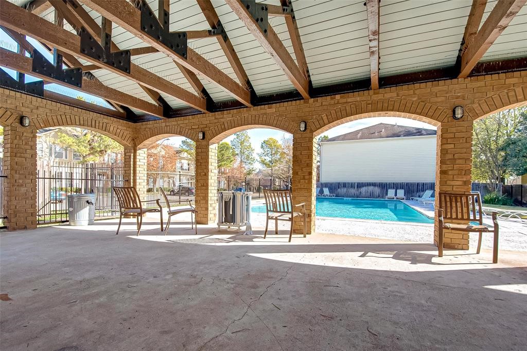 1918 Gentryside Drive, Houston, TX 77077