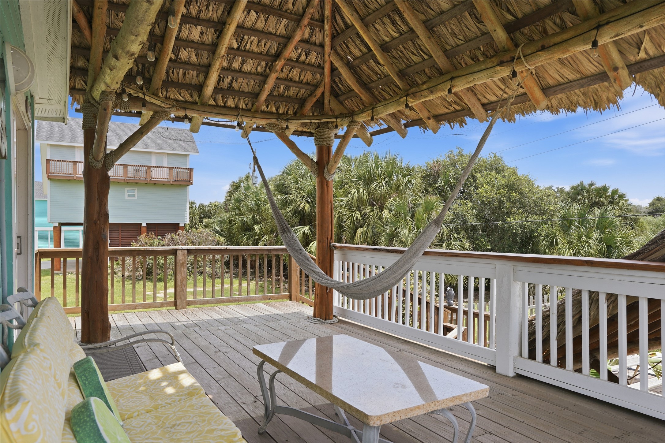 3827 Las Palmas Street, Galveston, TX 77554