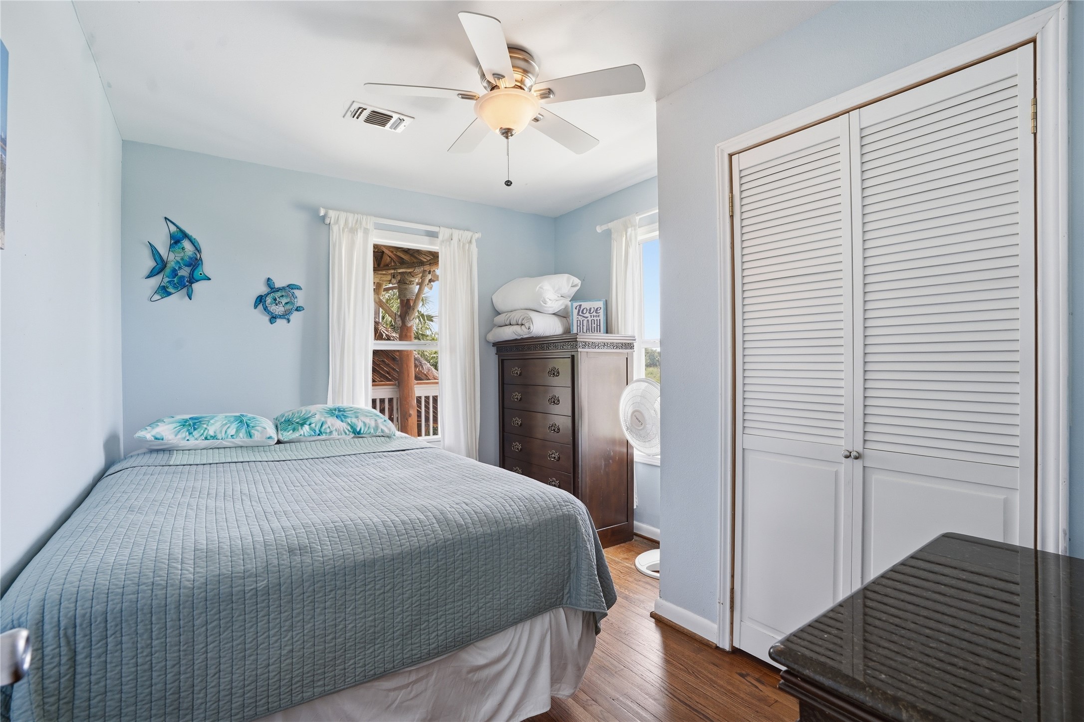 3827 Las Palmas Street, Galveston, TX 77554
