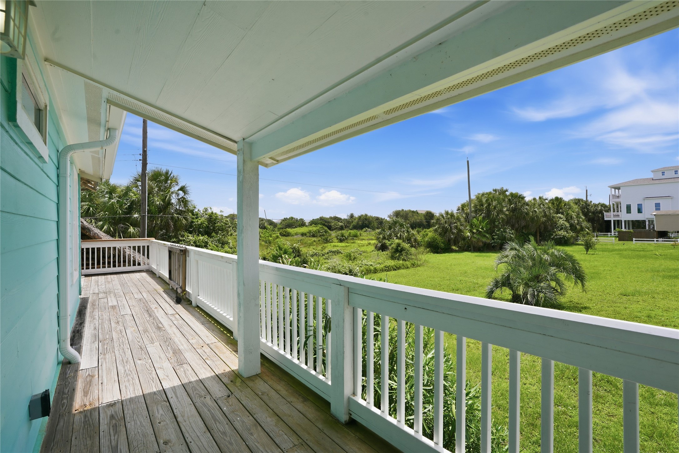 3827 Las Palmas Street, Galveston, TX 77554