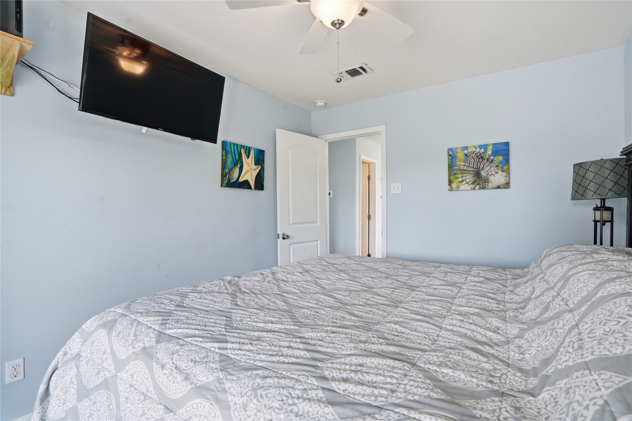 3827 Las Palmas Street, Galveston, TX 77554