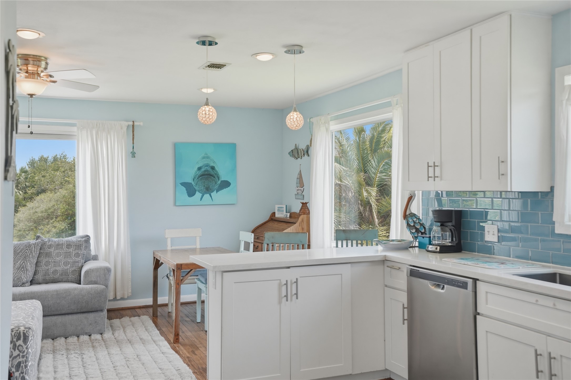 3827 Las Palmas Street, Galveston, TX 77554
