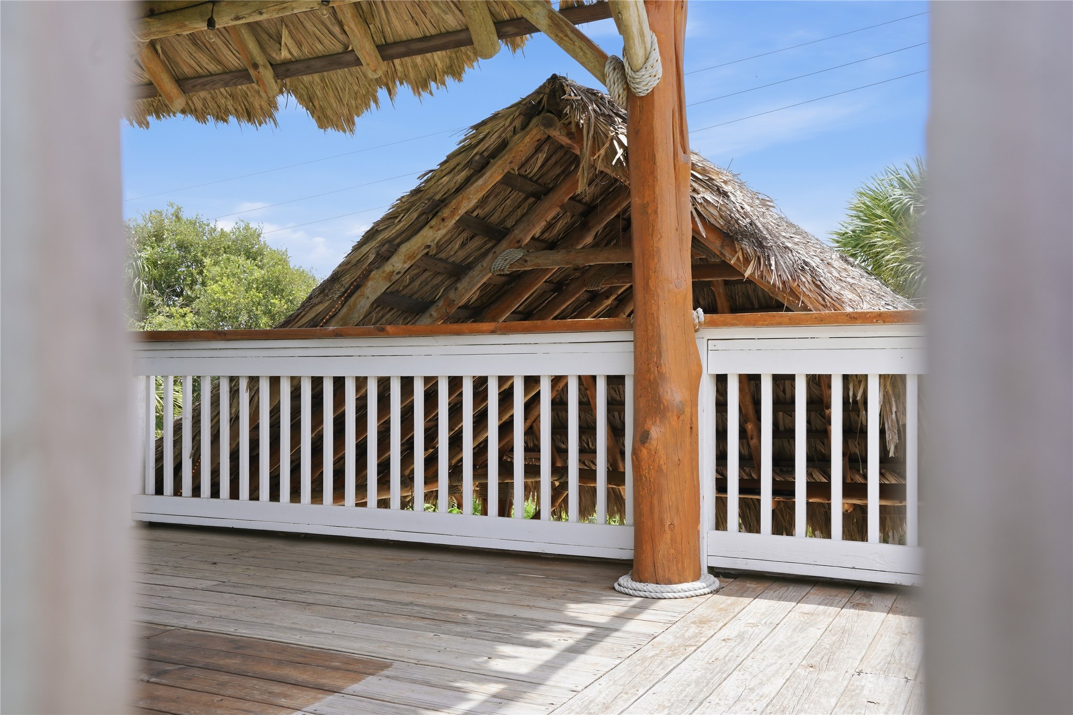3827 Las Palmas Street, Galveston, TX 77554