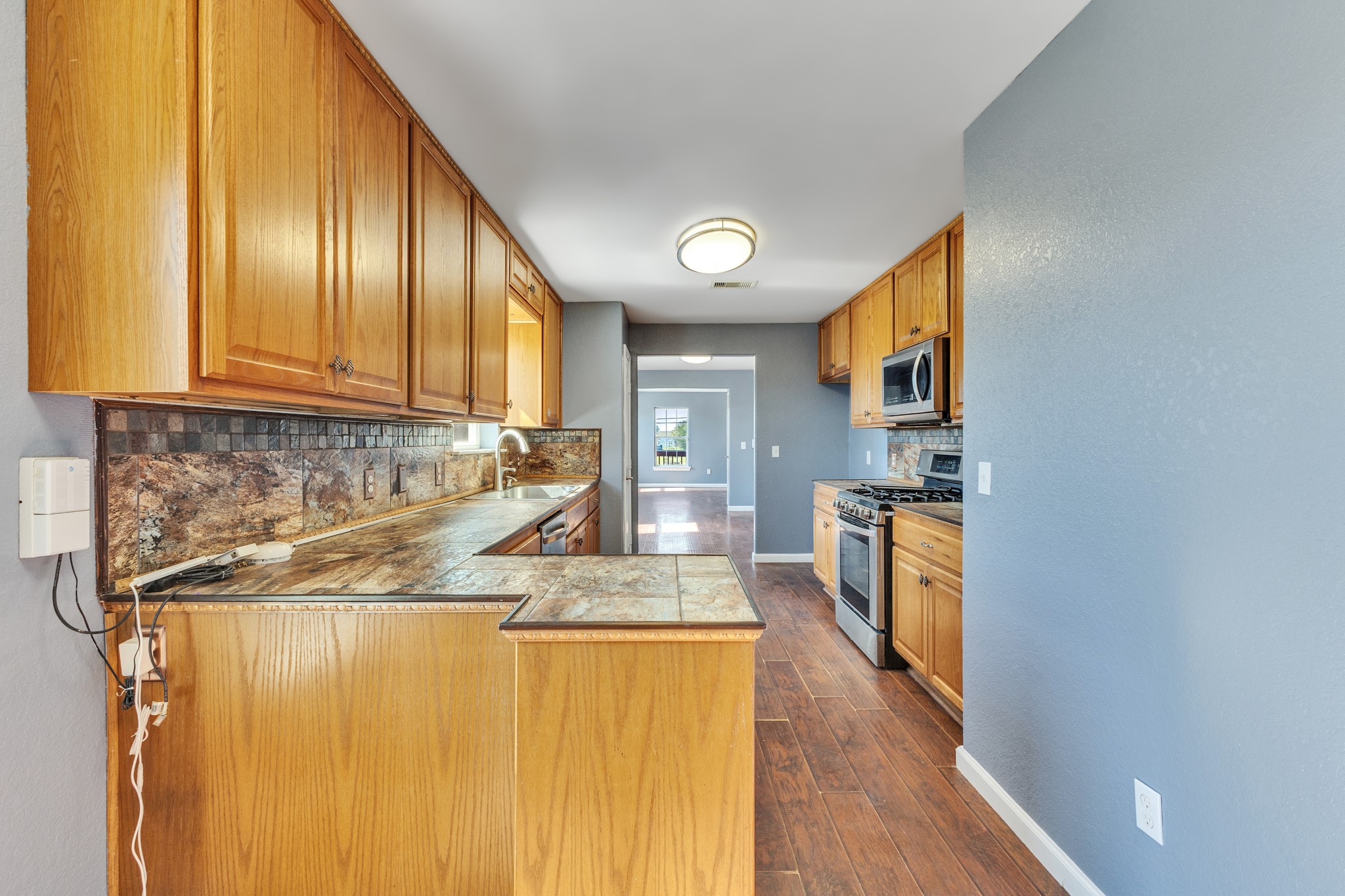1402 51st Street, Galveston, TX 77551