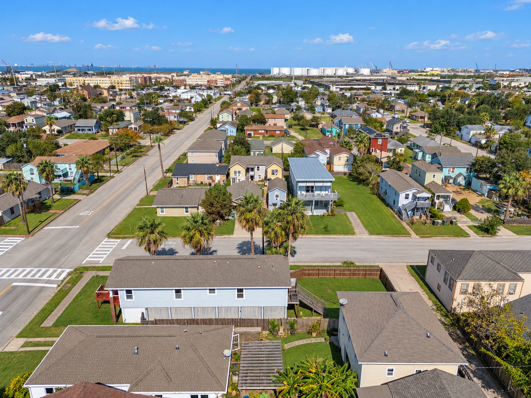 1402 51st Street, Galveston, TX 77551