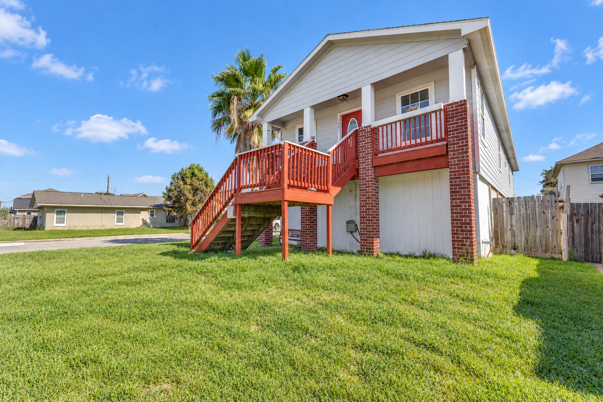 1402 51st Street, Galveston, TX 77551