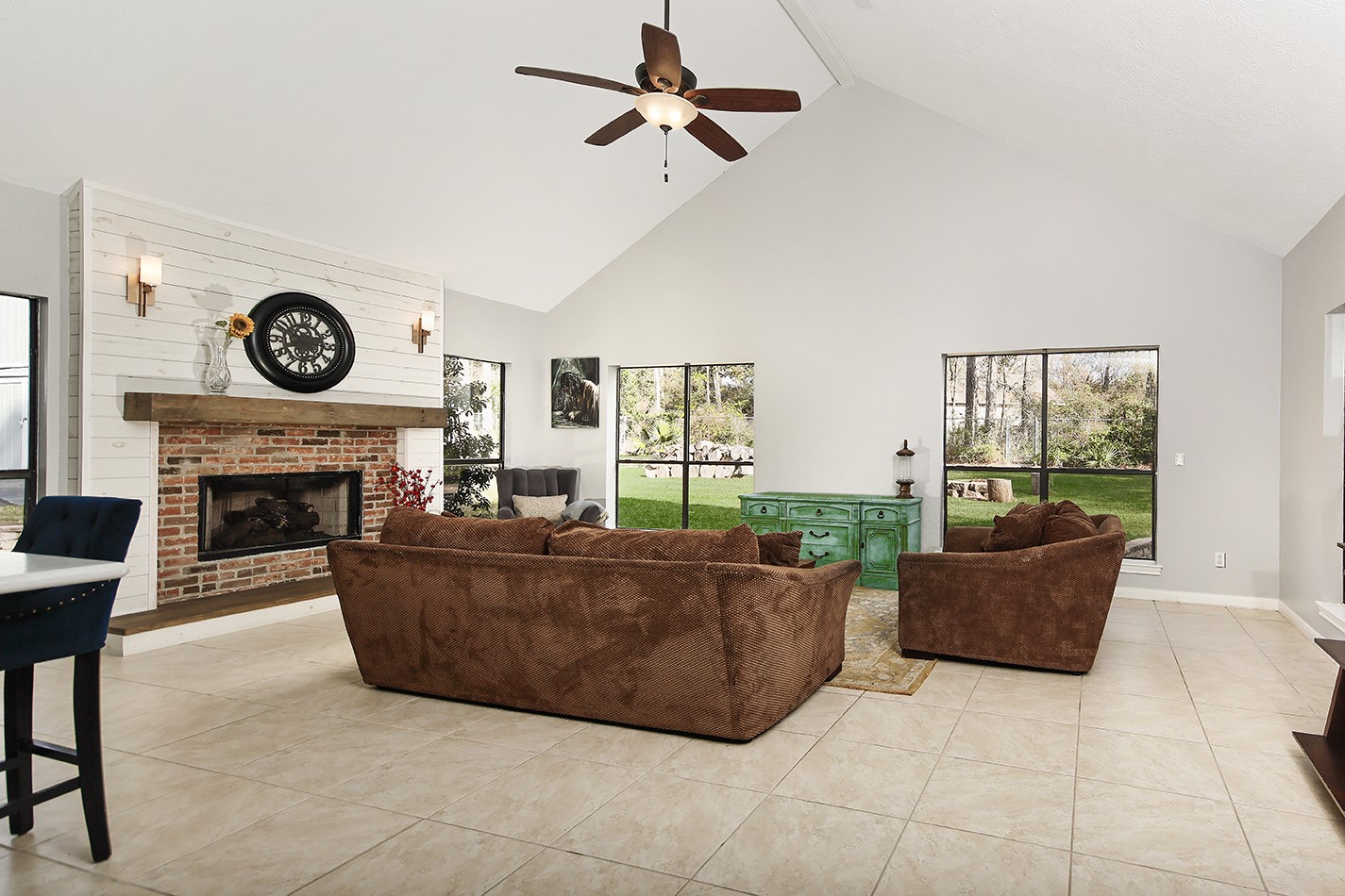44 Lake Forest Circle, Conroe, TX 77384
