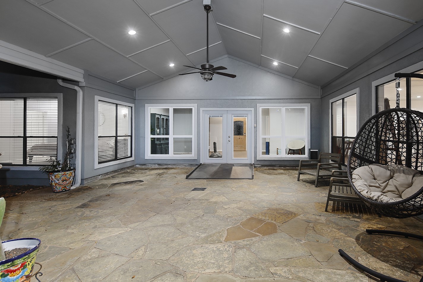 44 Lake Forest Circle, Conroe, TX 77384
