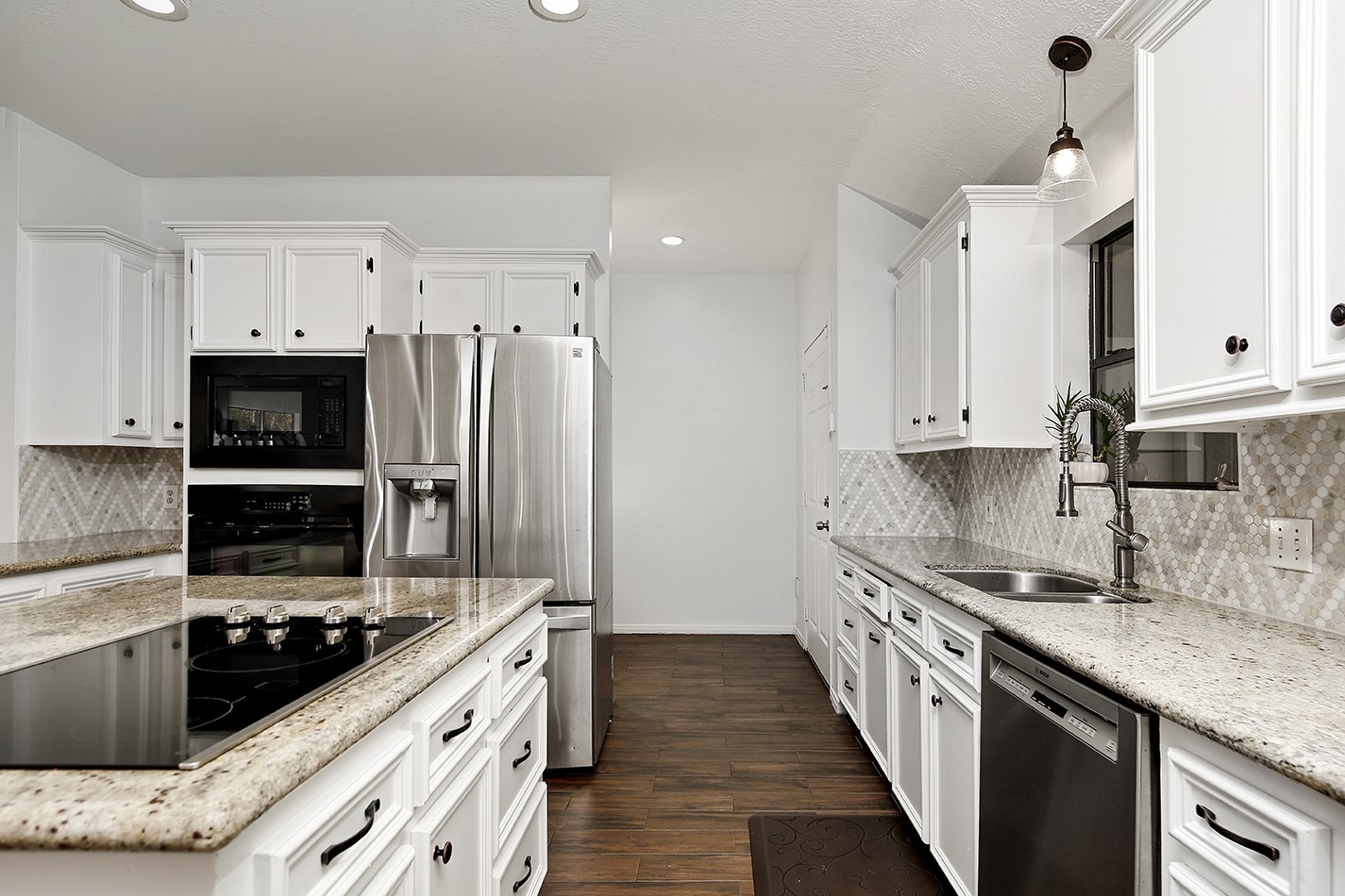 44 Lake Forest Circle, Conroe, TX 77384