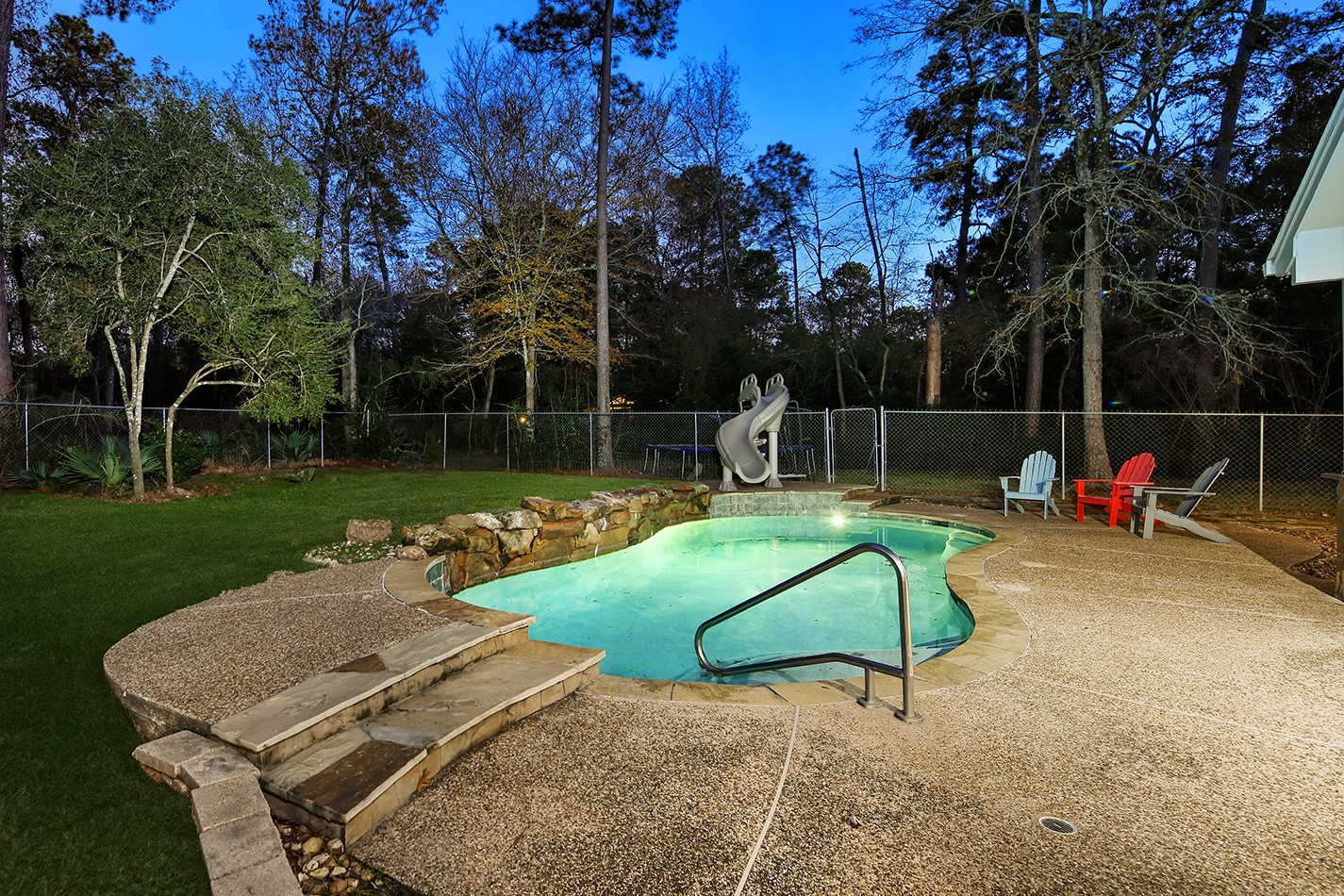 44 Lake Forest Circle, Conroe, TX 77384