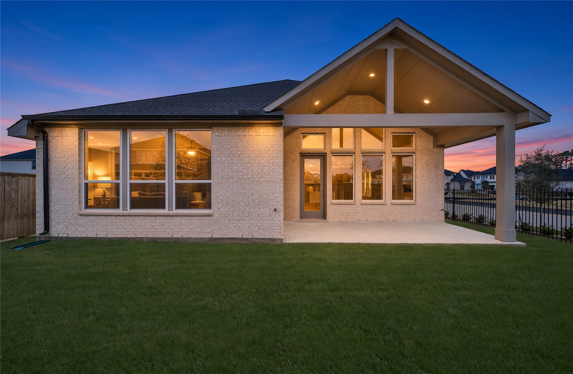 26910 Swanborough Road, Spring, TX 77389