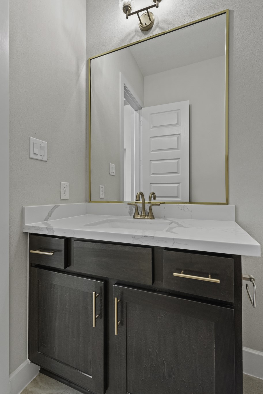 846 Caballos Drive, League City, TX 77546