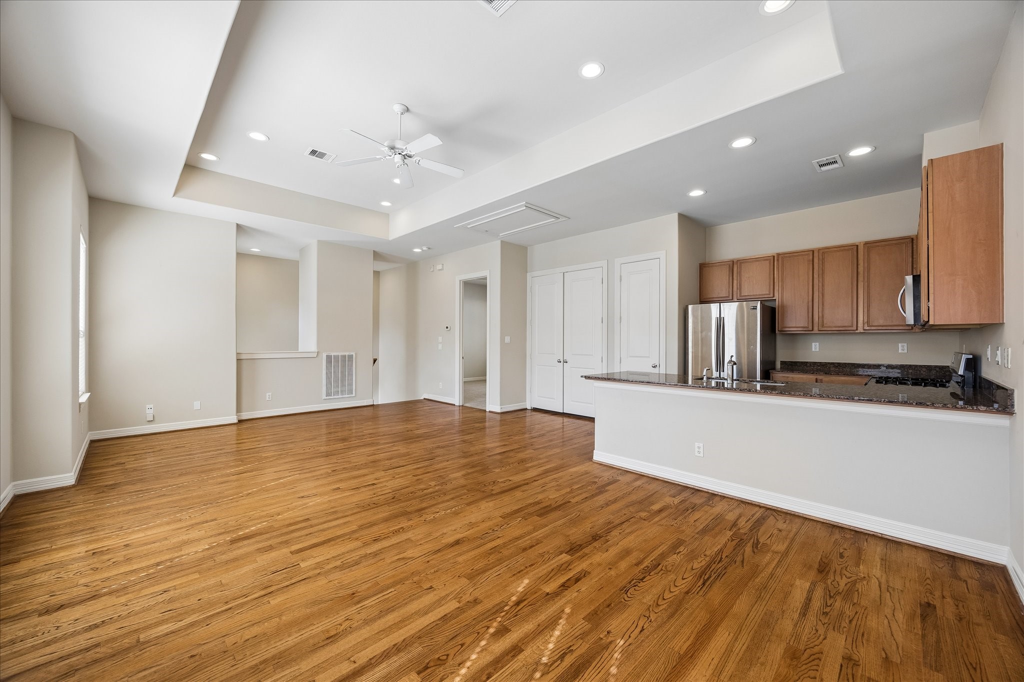 3812 Center Street, Houston, TX 77007
