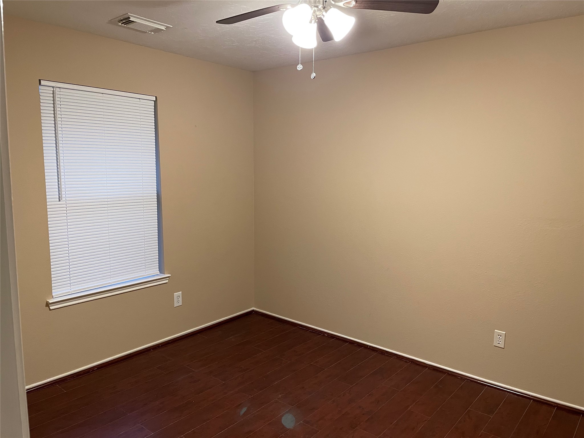 2147 Acorn Glen Trail, Fresno, TX 77545