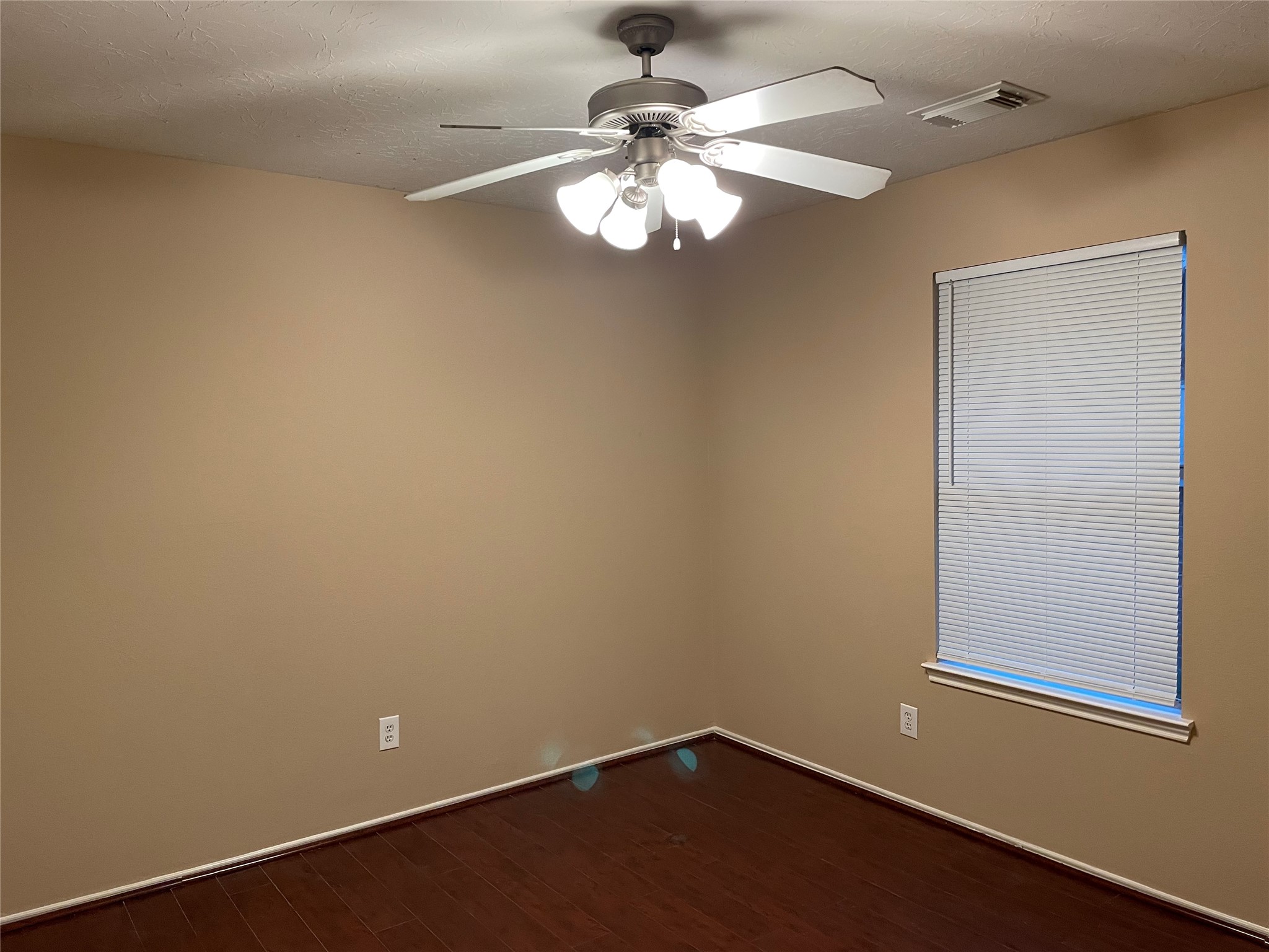 2147 Acorn Glen Trail, Fresno, TX 77545