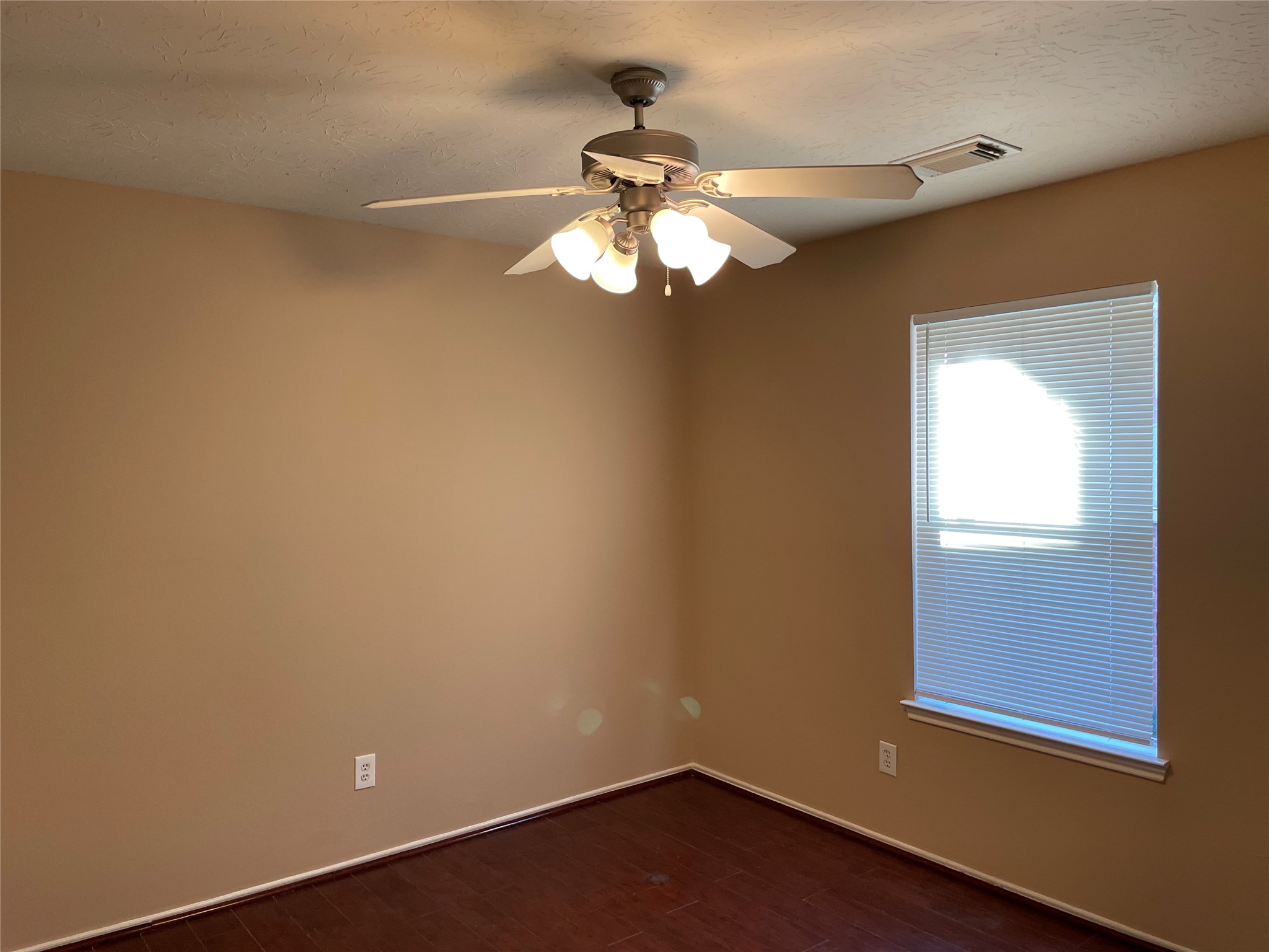 2147 Acorn Glen Trail, Fresno, TX 77545