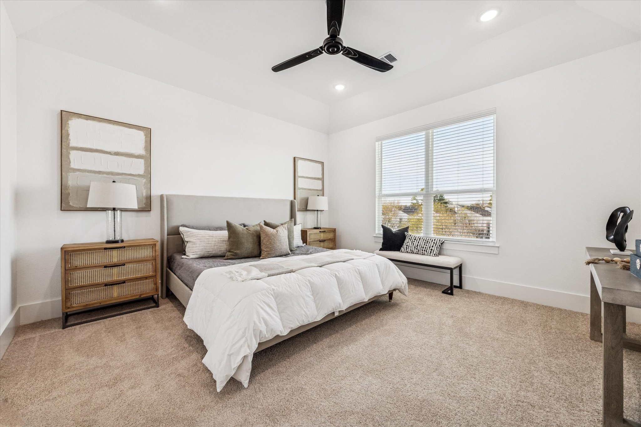 5621 Azores, Houston, TX 77091