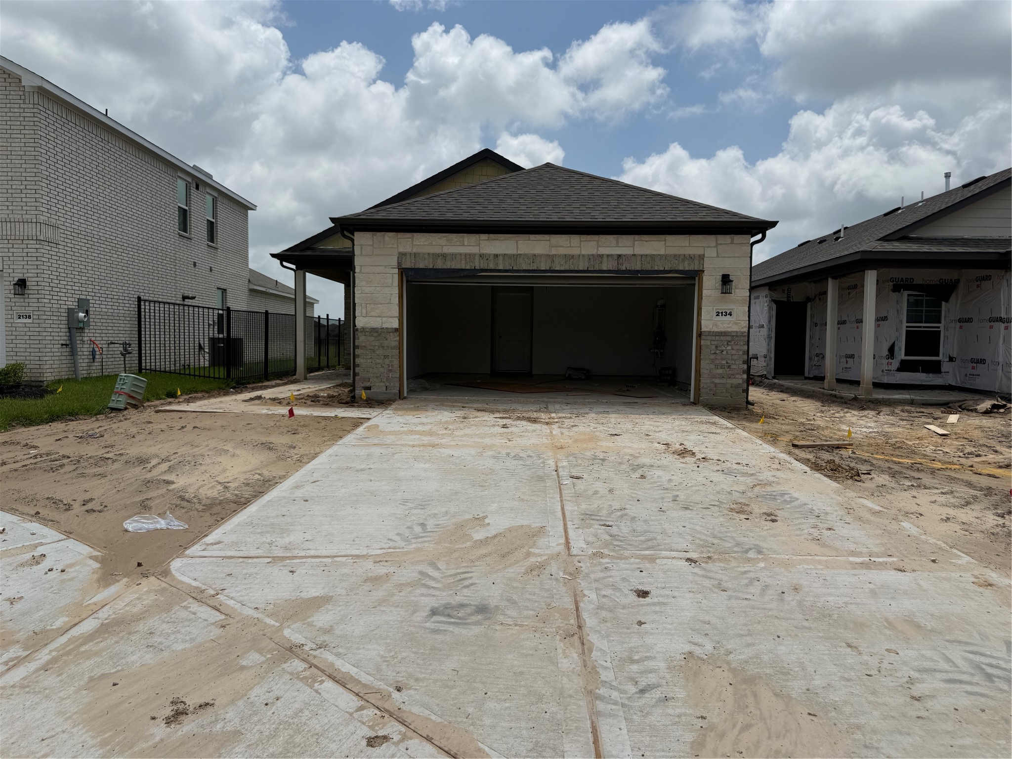 2134 Open Prairie Drive, Texas City, TX 77568