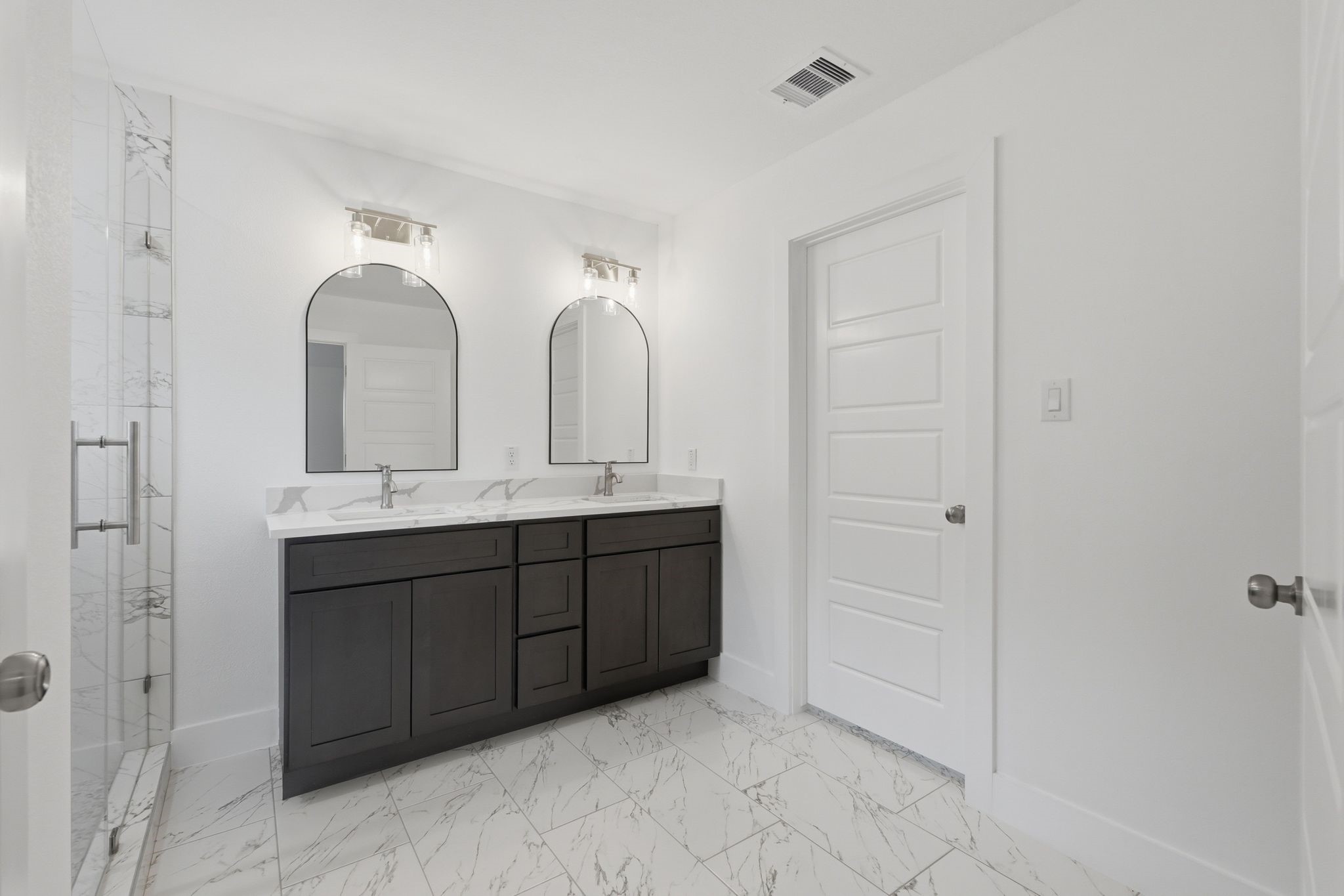 13146 Lake Conroe Bay Road, Willis, TX 77318