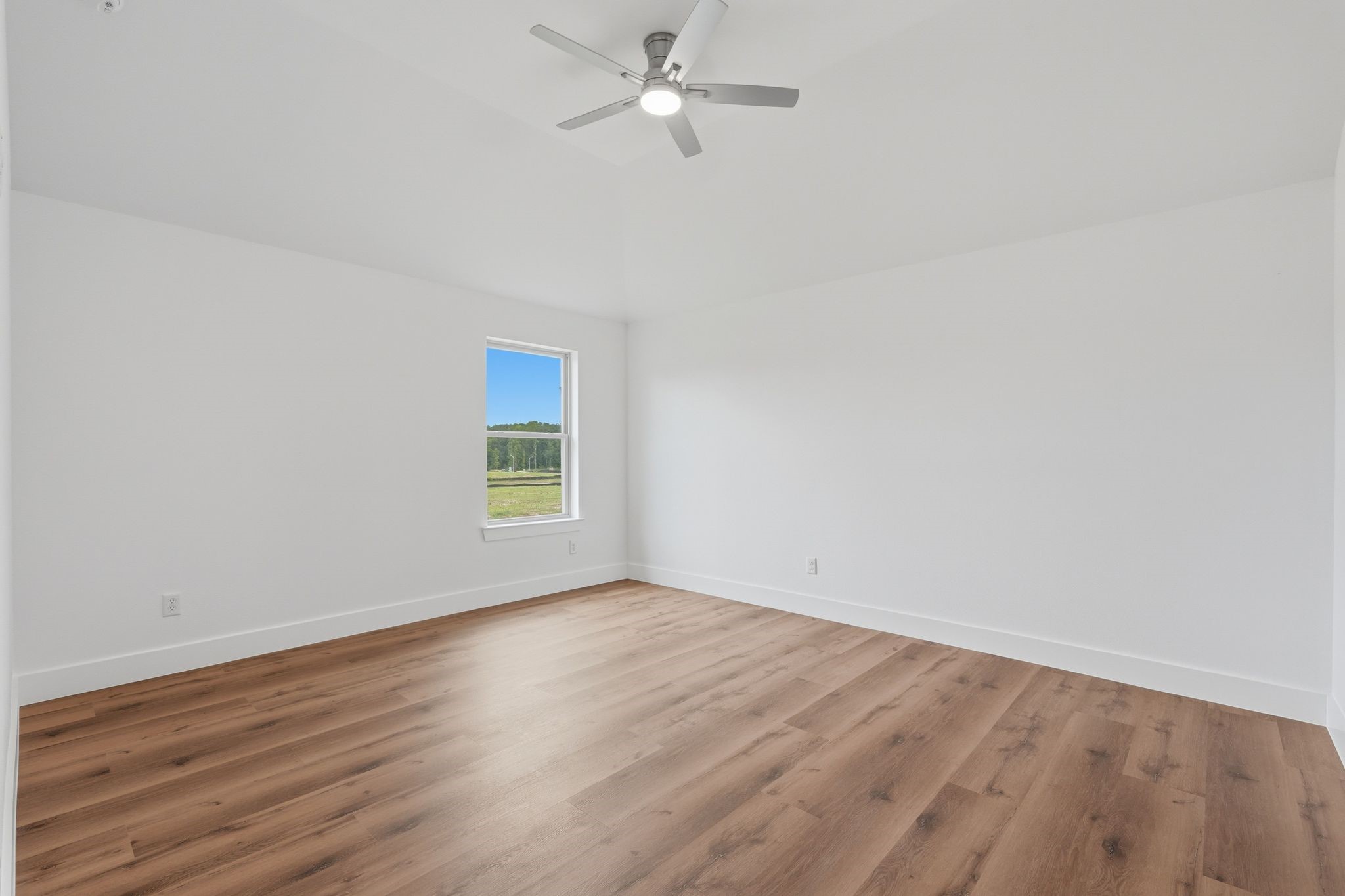 13146 Lake Conroe Bay Road, Willis, TX 77318