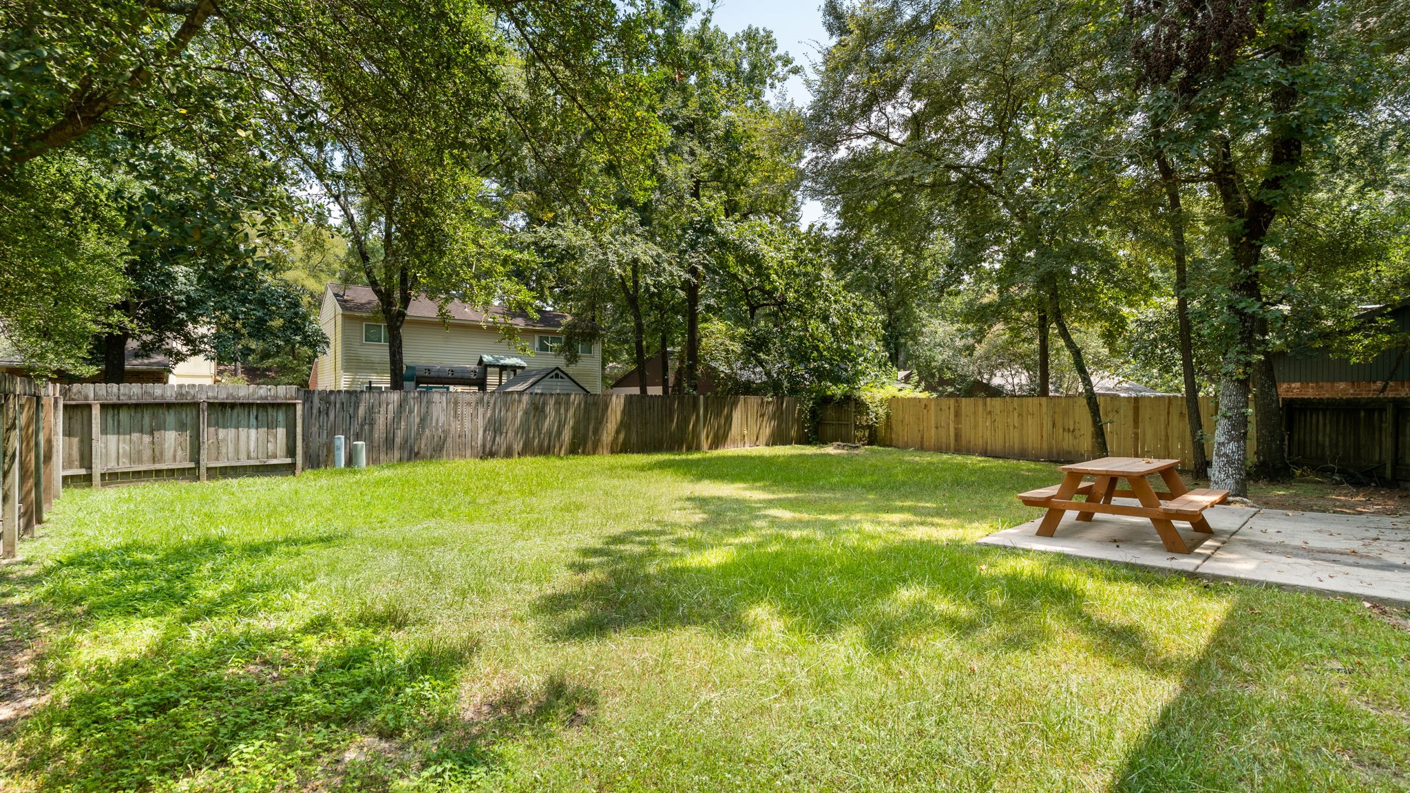 4 Basal Briar Court, The Woodlands, TX 77381