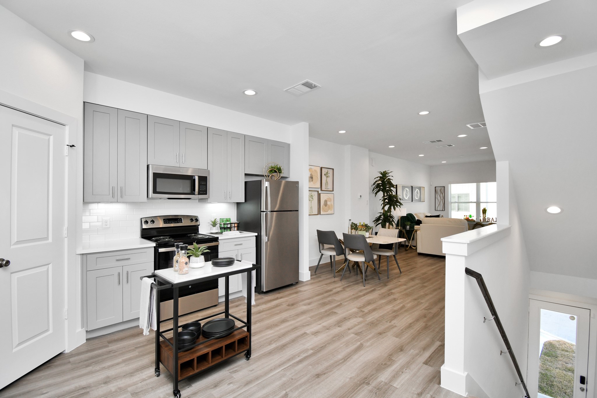 Second floor Kitchen, Dinning and Living area Second floor Kitchen, Dinning and Living area