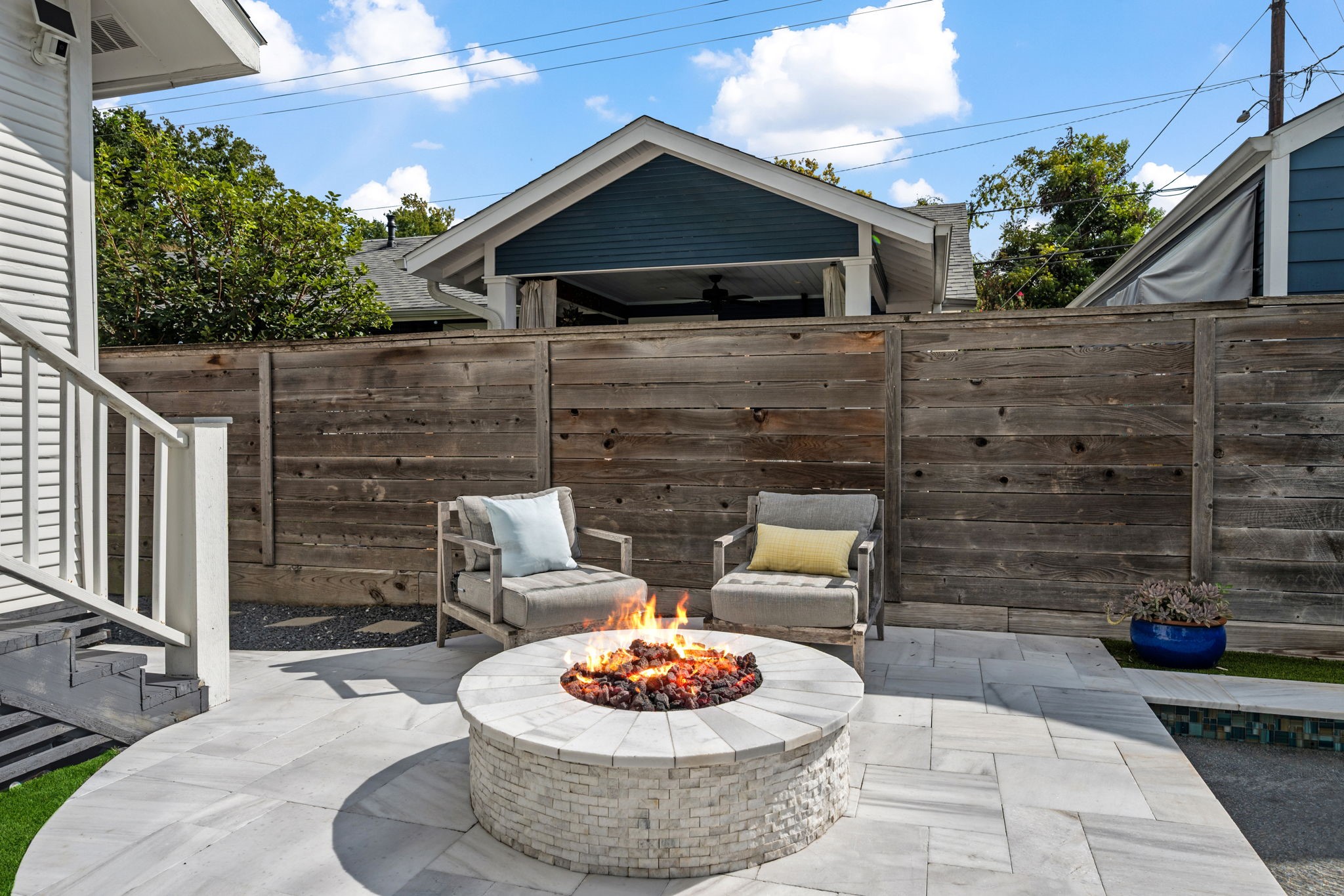 1006 W Temple Street, Houston, TX 77009