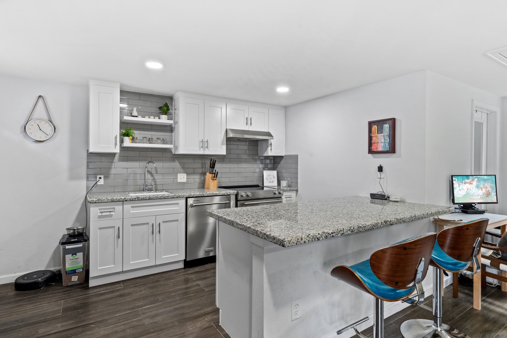 1006 W Temple Street, Houston, TX 77009