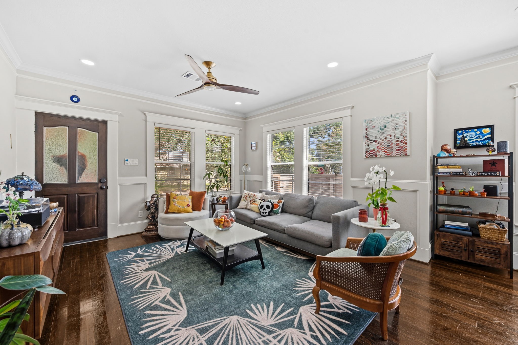1006 W Temple Street, Houston, TX 77009