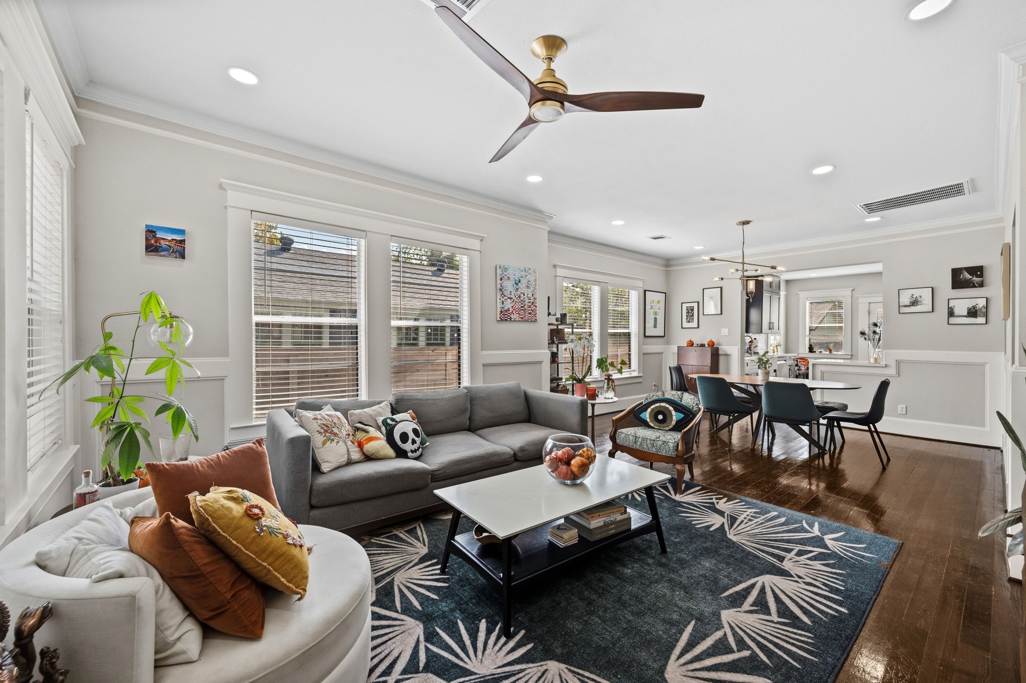 1006 W Temple Street, Houston, TX 77009