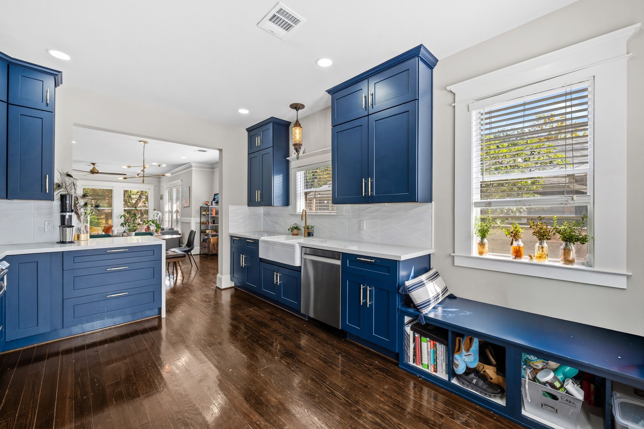 1006 W Temple Street, Houston, TX 77009