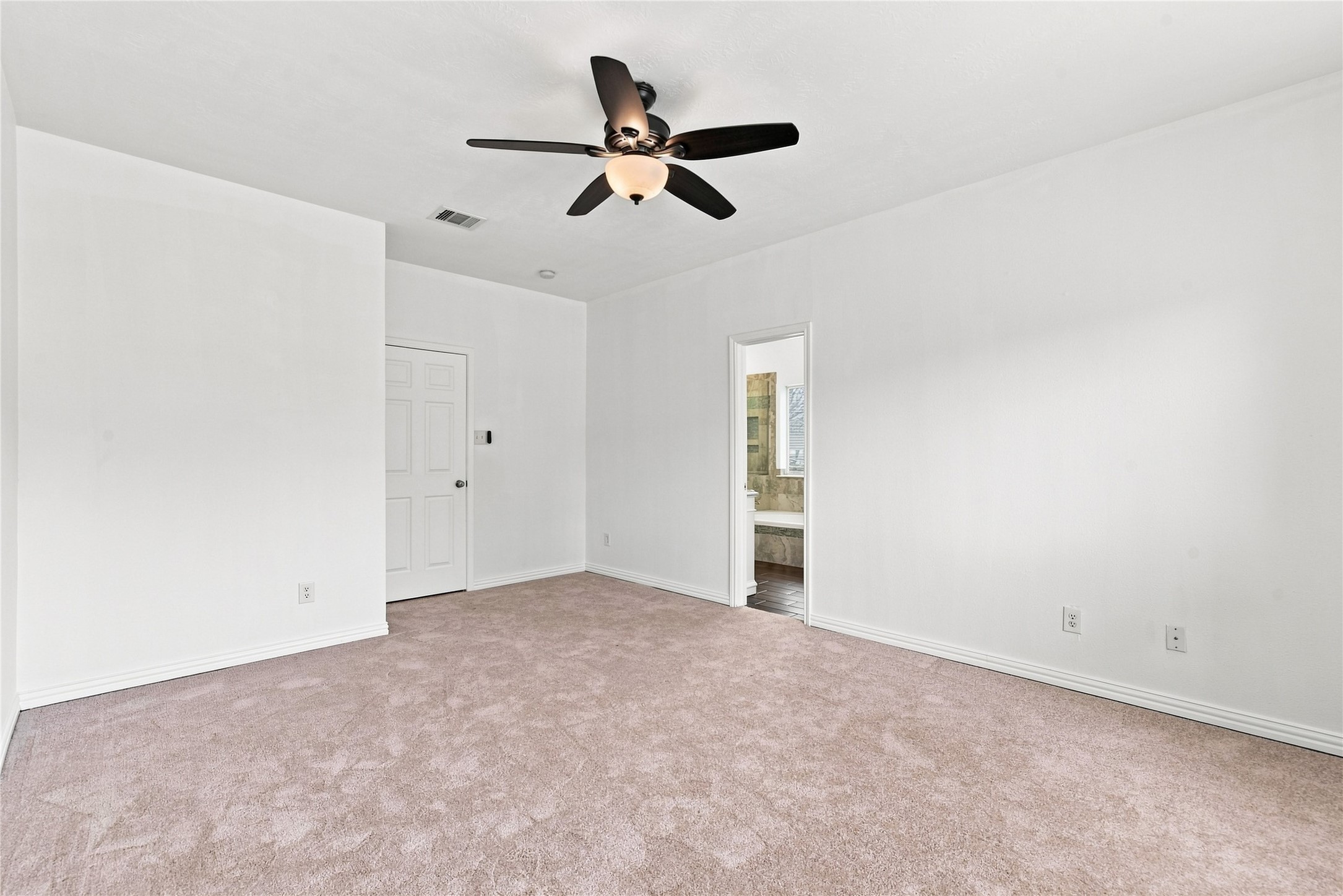 3719 Nichols Avenue, Dickinson, TX 77539