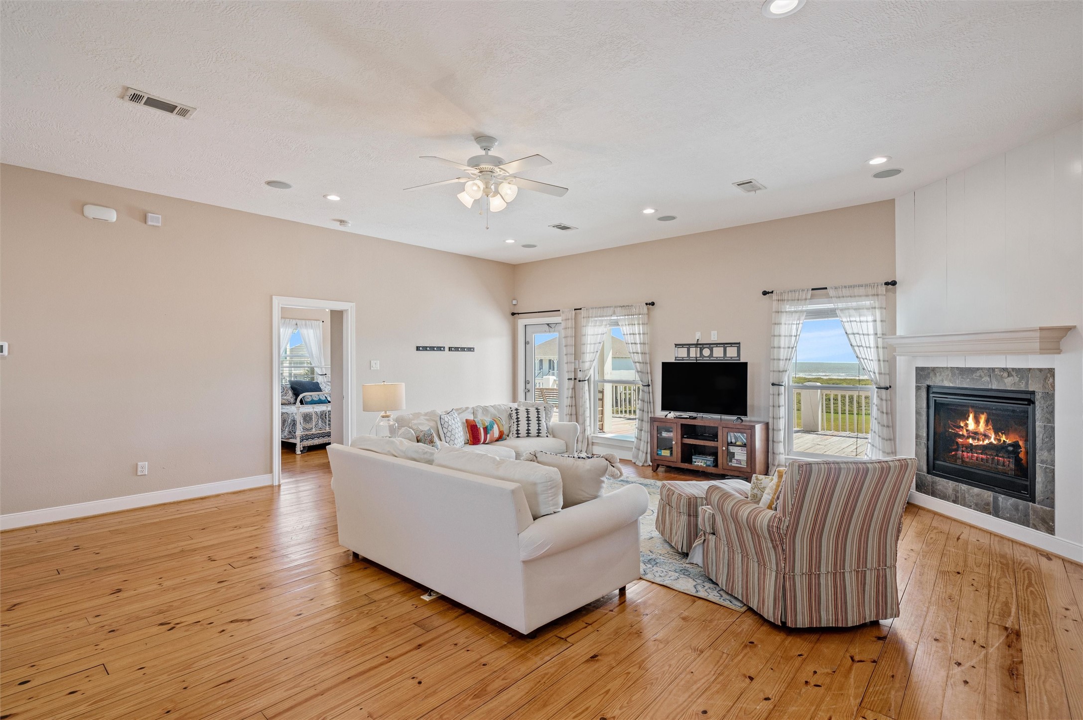 4017 Biscayne Beach Road, Port Bolivar, TX 77650