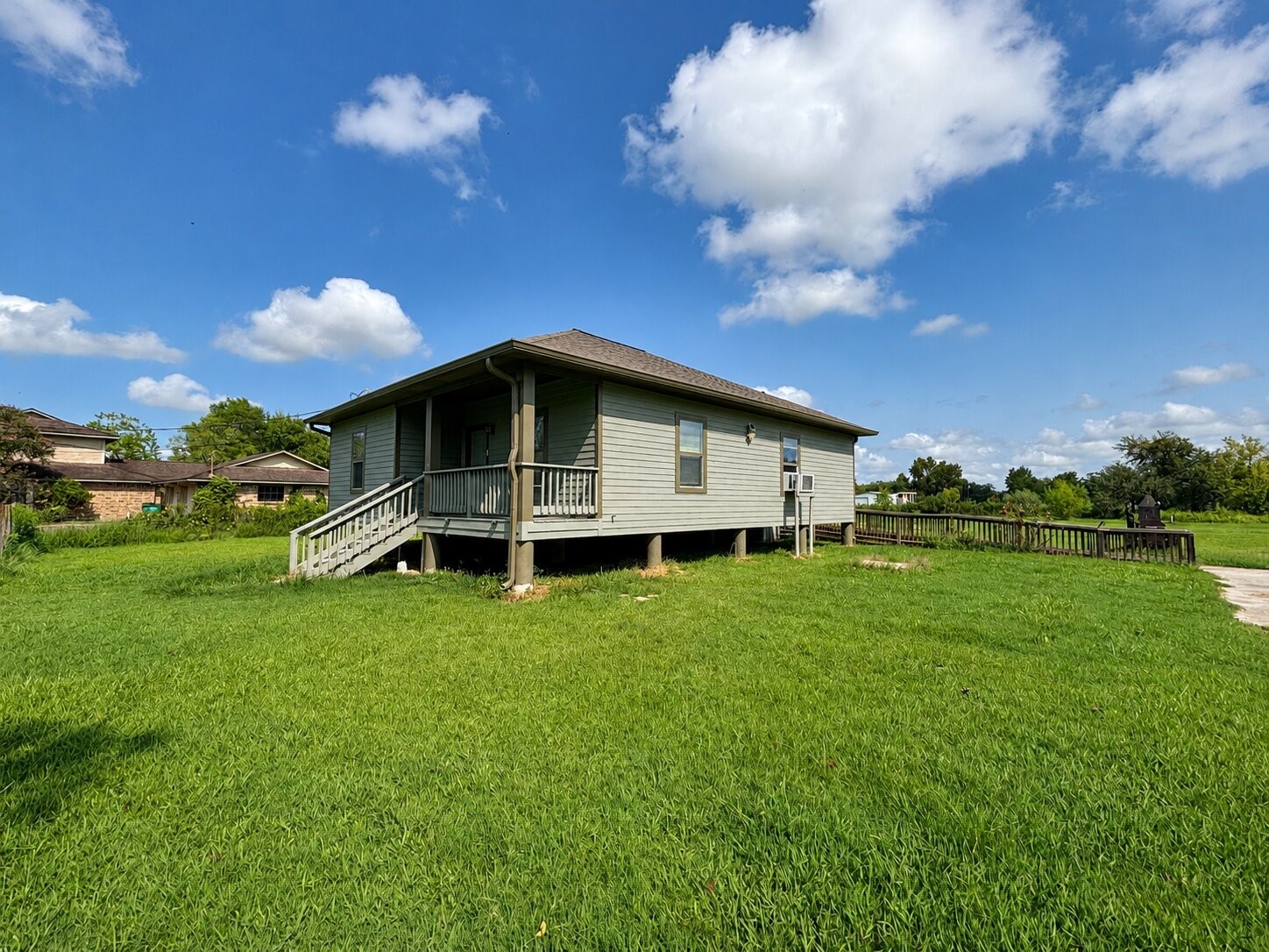 13002 32nd Street, Santa Fe, TX 77510
