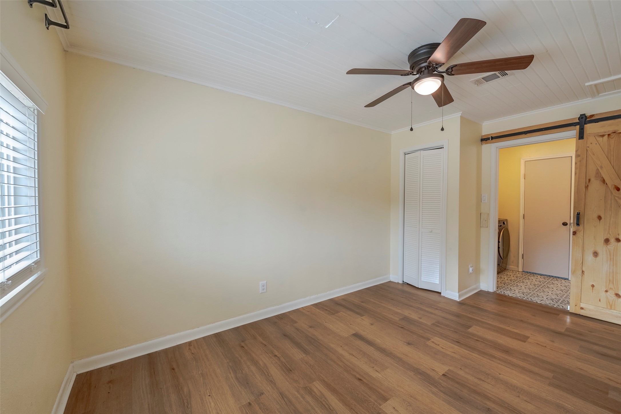 1810 3rd Avenue N, Texas City, TX 77590