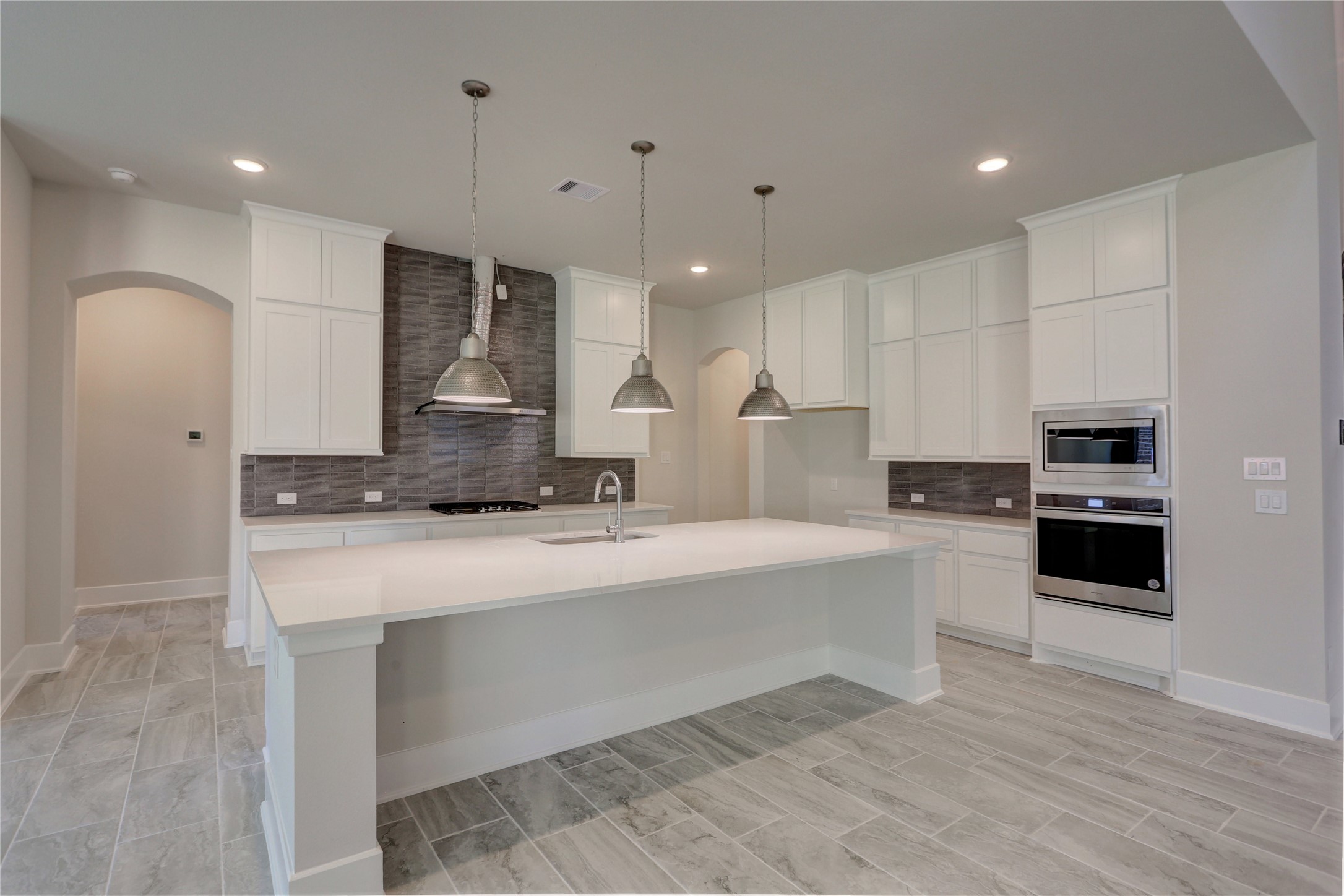 115 Keechie Creek Court, Conroe, TX 77304