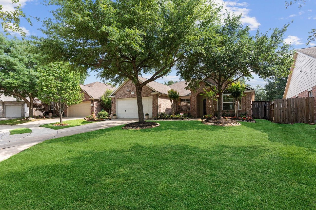 This stunning one-story energy-efficient home is nestled on a private cul-de-sac with beautiful lush landscaping. Designed for comfort and savings, it features numerous energy-efficient upgrades, including attic vents, ceiling fans, a programmable digital thermostat, Energy Star appliances, Energy Star/CFL/LED lighting, an Energy Star reflective roof, an updated high-efficiency HVAC system, insulated exterior doors, Low-E insulated windows, and so much more. Enjoy lower utility cost!