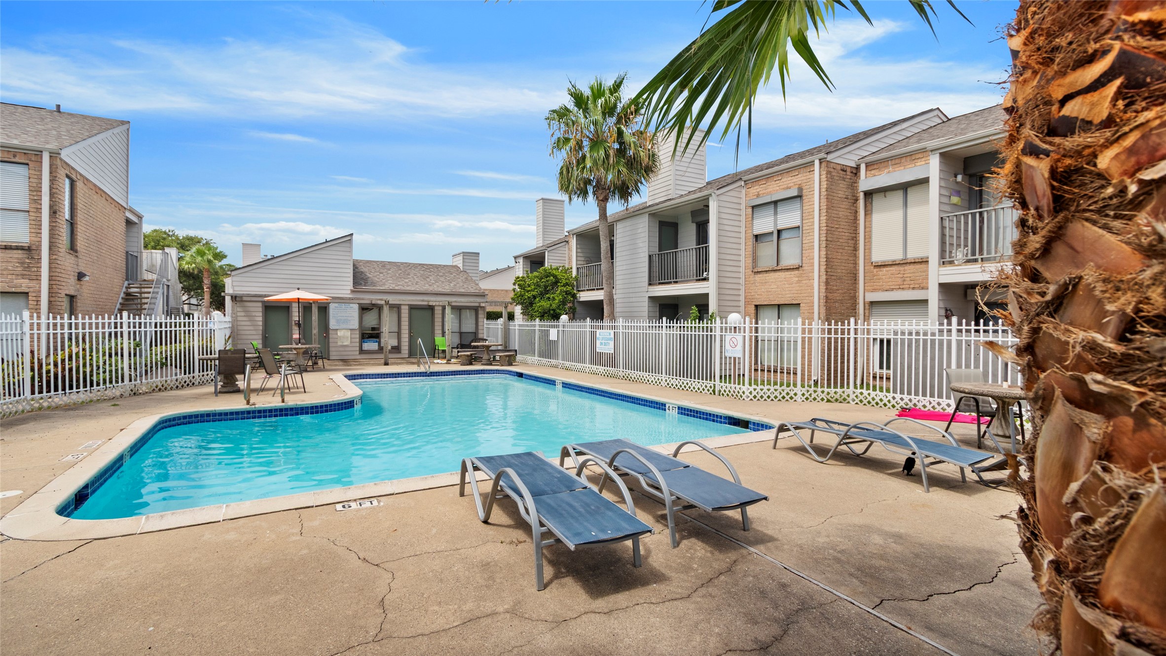 3220 69th Street, #D6, Galveston, TX 77551