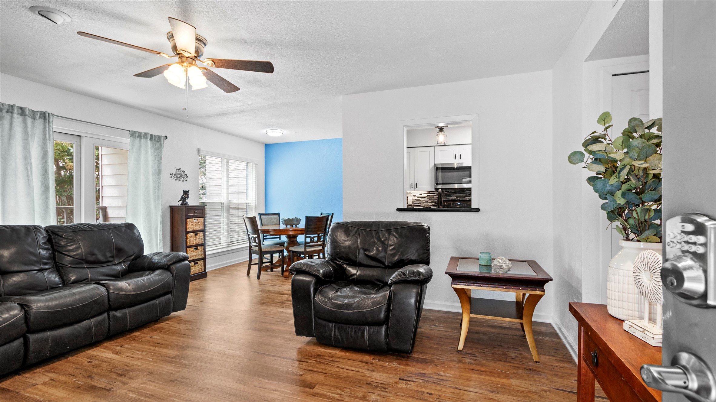 3220 69th Street, #D6, Galveston, TX 77551