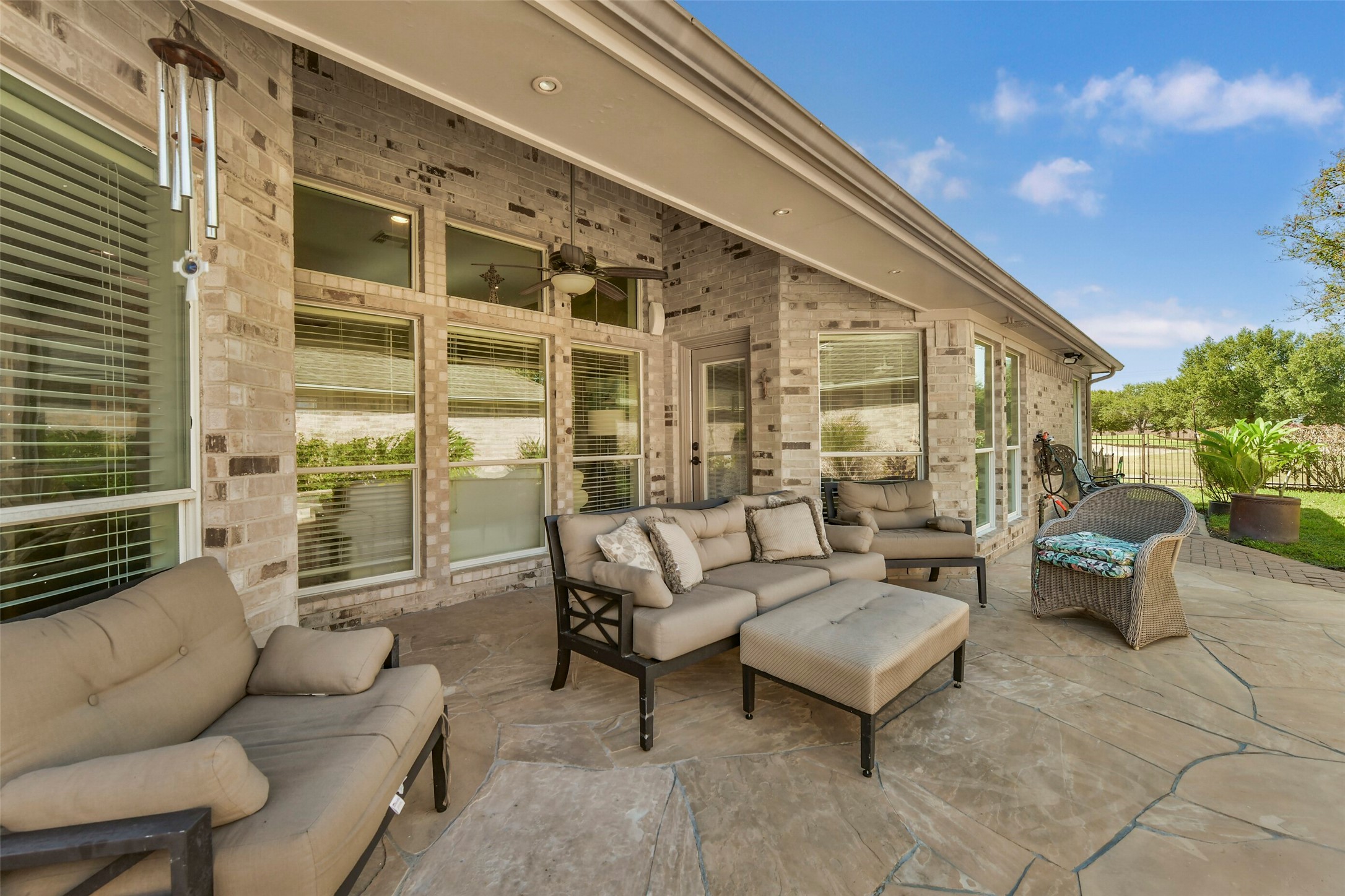2320 Fairway Pointe Drive, League City, TX 77573