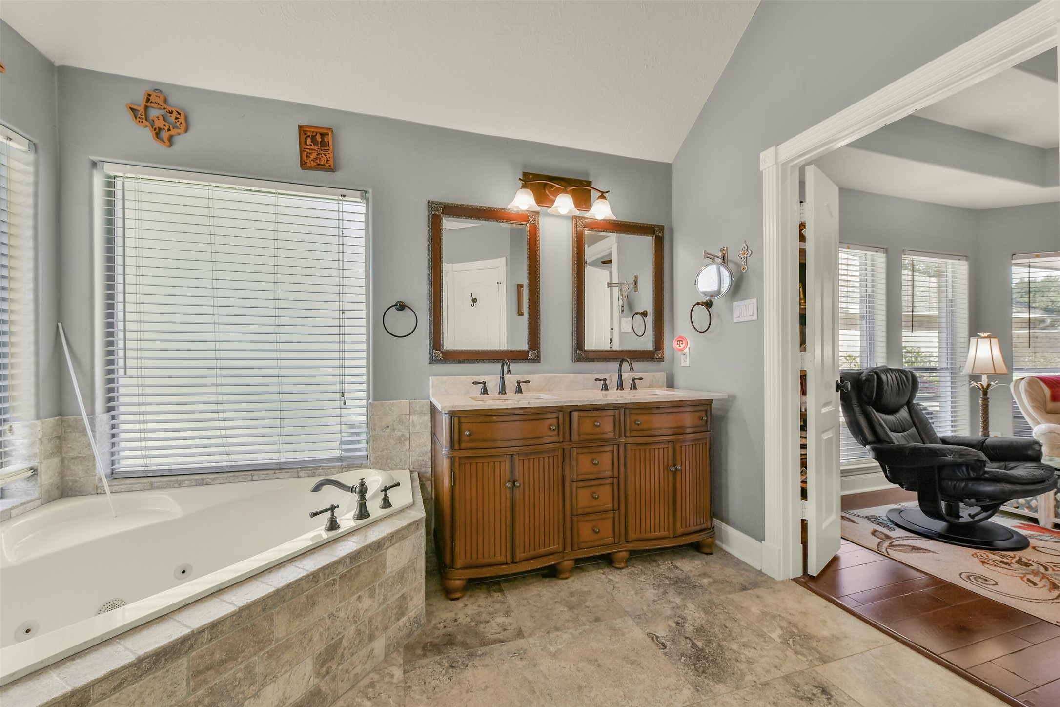2320 Fairway Pointe Drive, League City, TX 77573