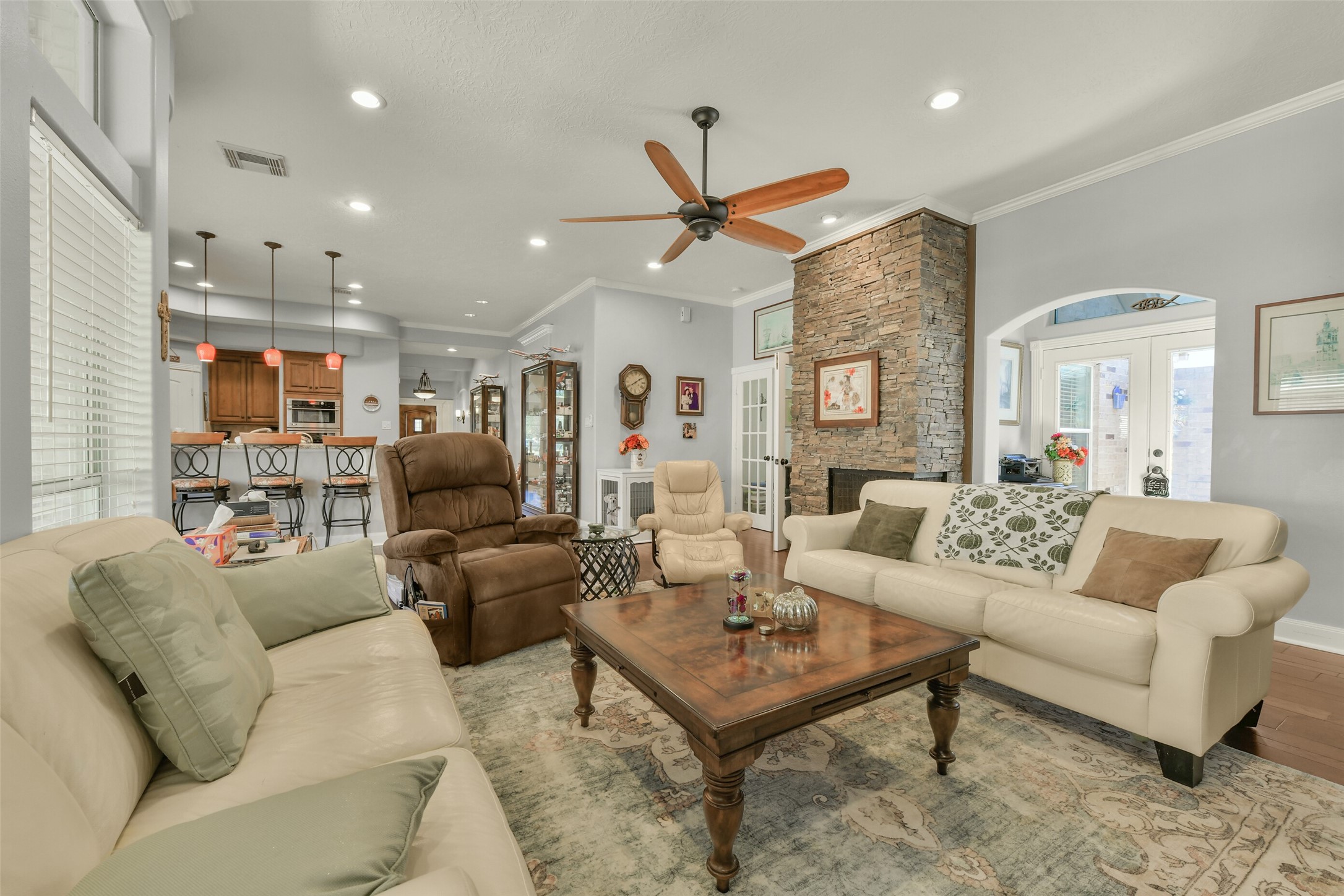 2320 Fairway Pointe Drive, League City, TX 77573